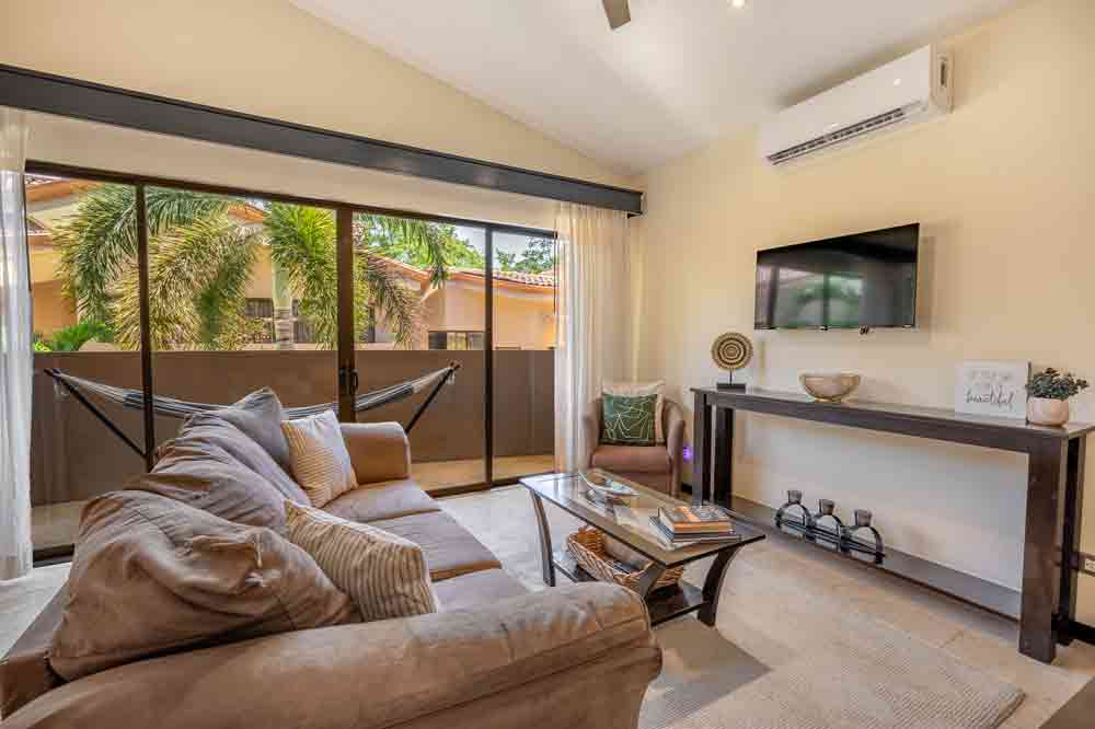 Orchid III living room