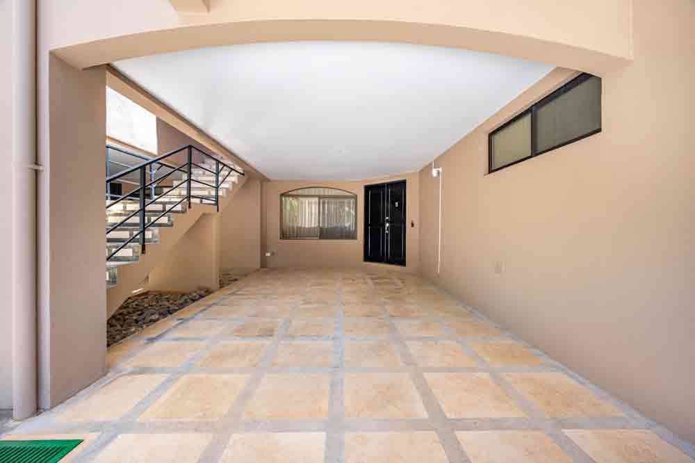 Orchid III covered parking and private entrance